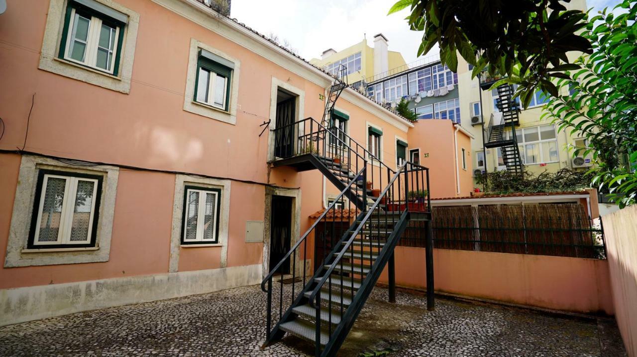 Catchy @ Campo Pequeno Apartment Lisbon Luaran gambar