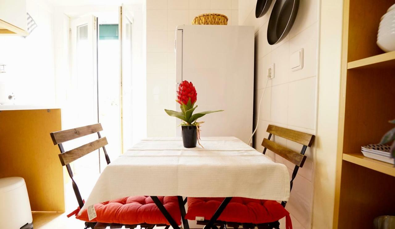 Catchy @ Campo Pequeno Apartment Lisbon Luaran gambar